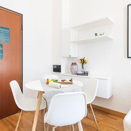 Magic Flat In Duomo By Easylife Apartment Милано Екстериор снимка