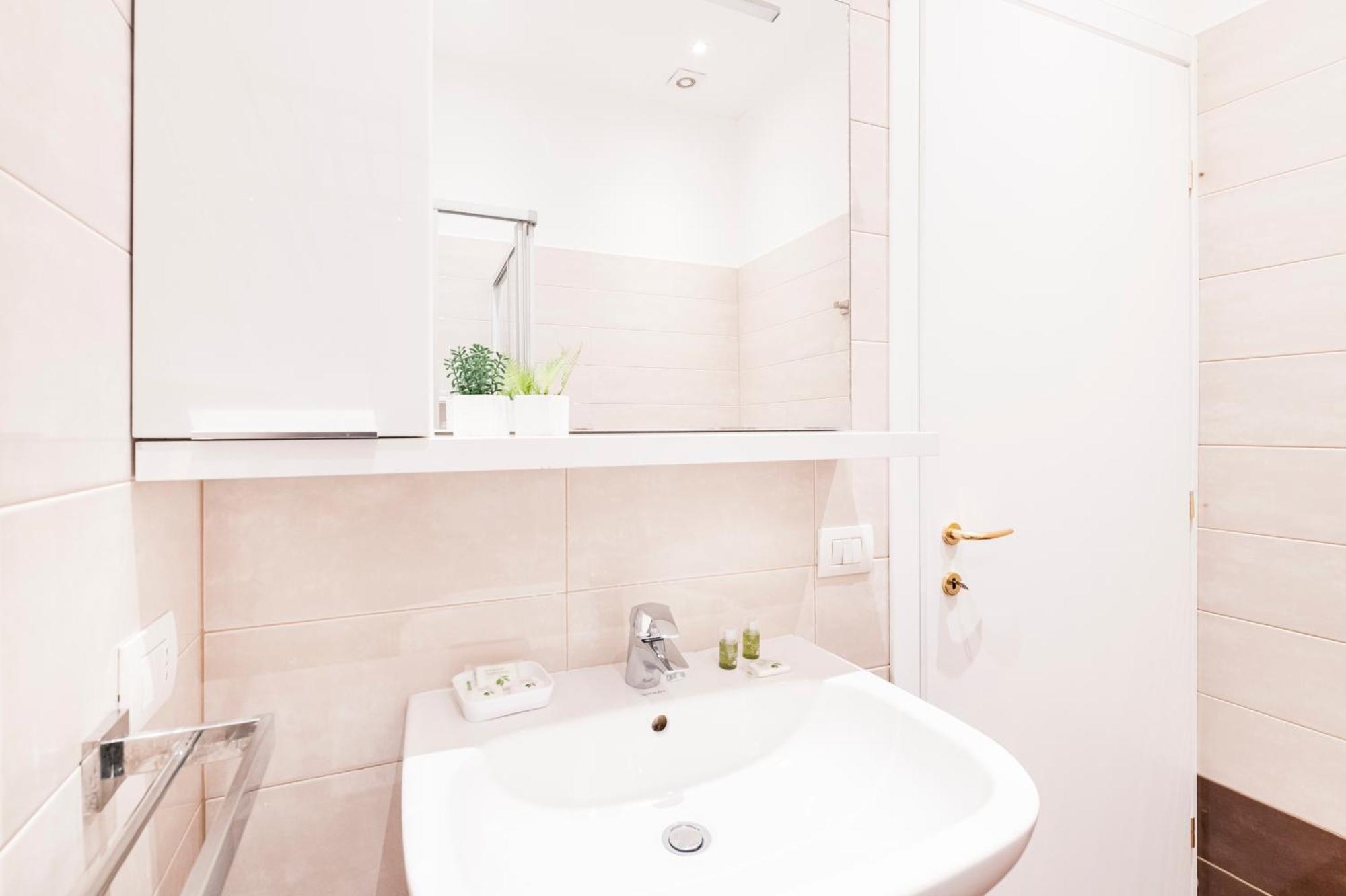 Magic Flat In Duomo By Easylife Apartment Милано Екстериор снимка